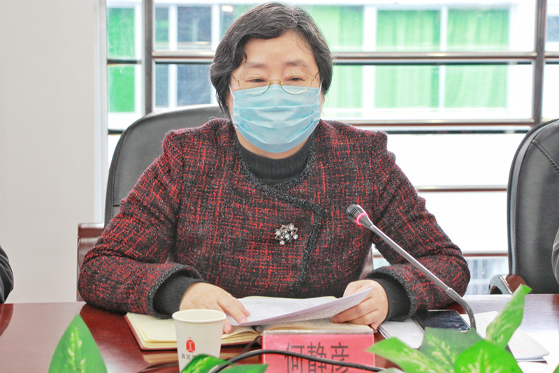 市政协主席何静彦调研我市公共卫生服务体系建设情况