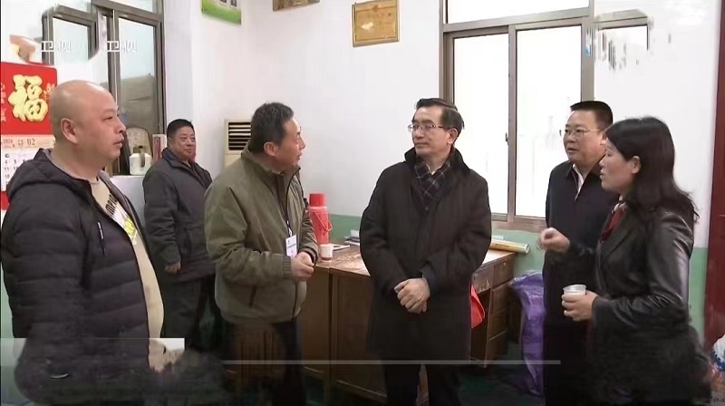 省委副书记罗东川赴连江县供销社调研春耕备耕农资供应工作