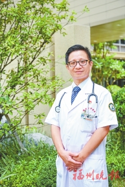 医生“表情包”下　藏着柔软仁心