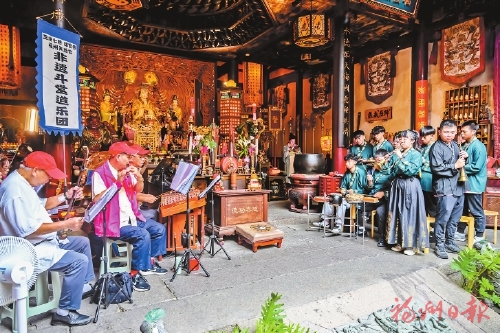 一曲《百家春》榕台音乐人默契合奏